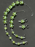Beaded Frog Jewelry Set – Green Frog Necklace, Bracelet & Earrings