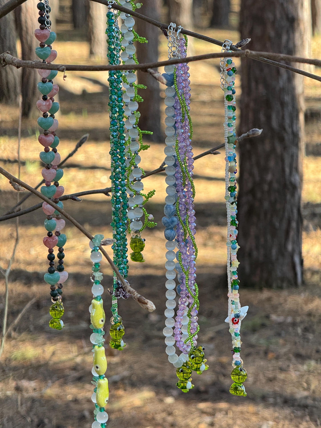 Forest Frog Stone Necklaces – Handmade Natural Stone Jewelry with Frog Pendants