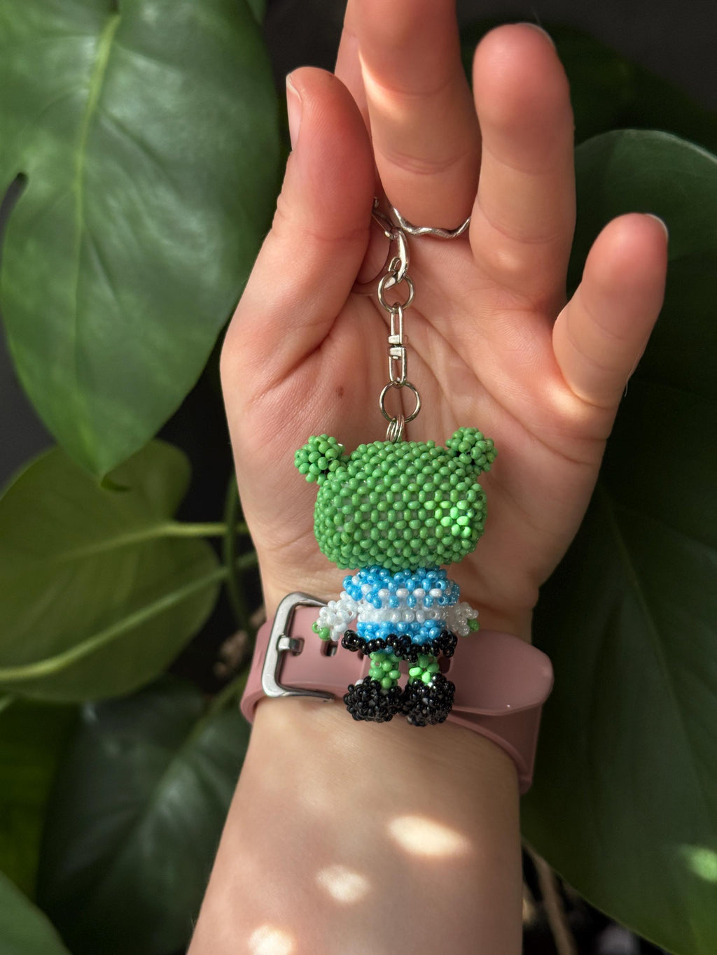 Handmade Beaded Frog Keychain, Cute Frog Charm, Frog Keyring, Gift for Frog Lovers
