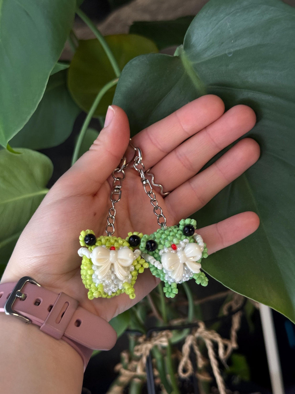 Handmade Beaded Frog Keychain, Cute Frog Charm, Frog Keyring, Gift for Frog Lovers