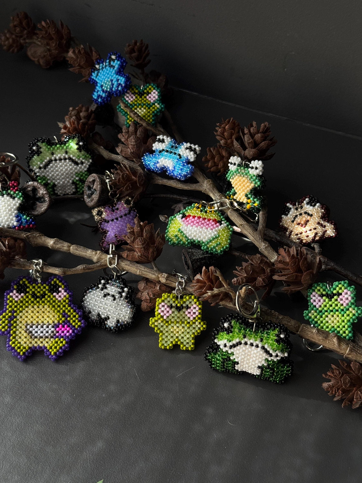 Handmade Beaded Frog Keychain, Cute Frog Charm, Frog Keyring, Gift for Frog Lovers