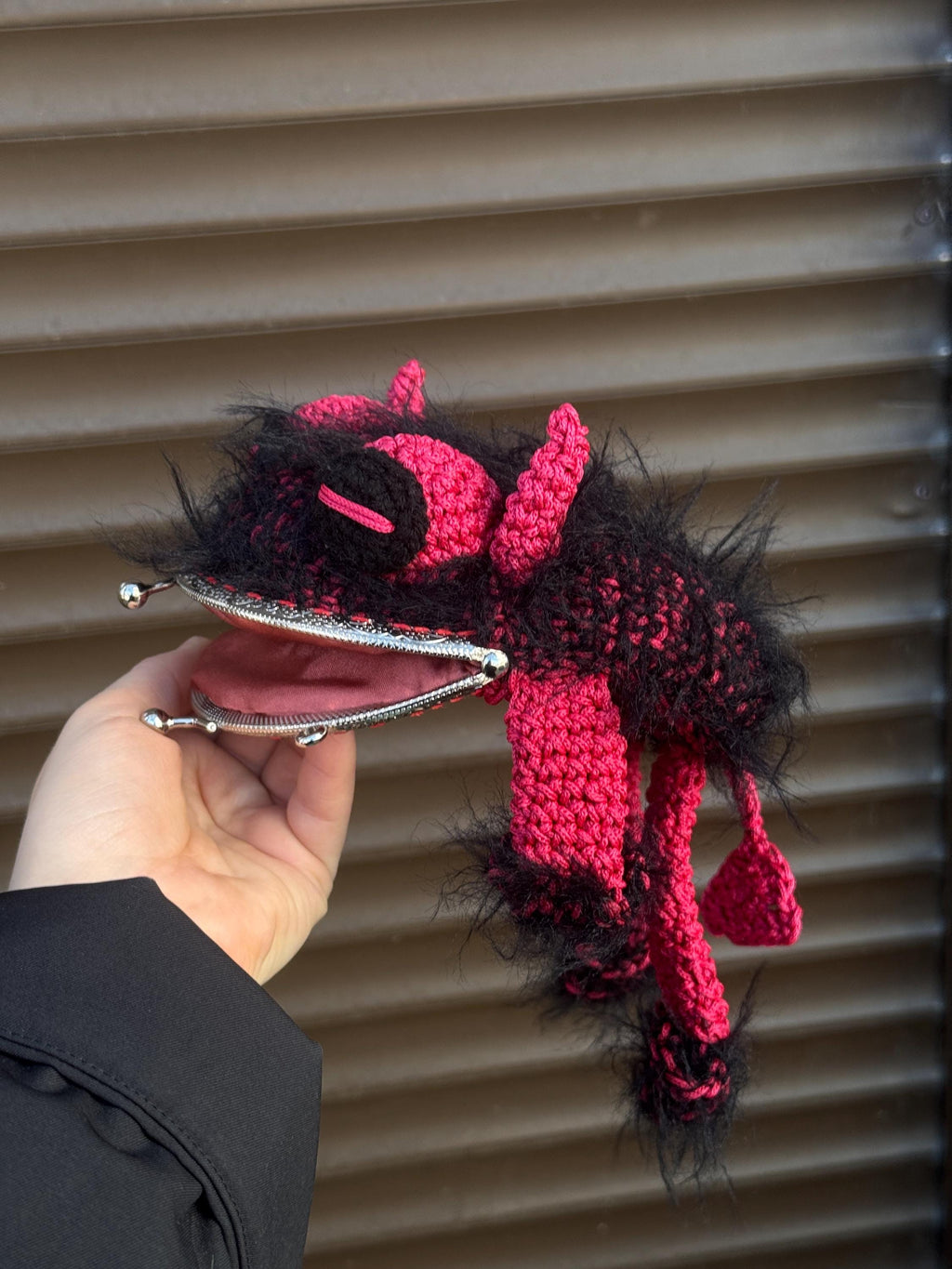 Frog Wallet — Crocheted Frog Purse for Cards, Cash & Makeup Essentials