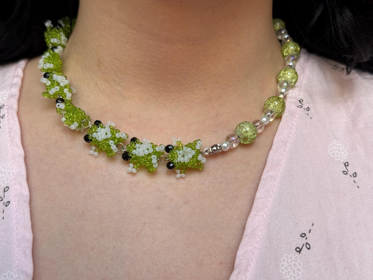 Beaded Frog Jewelry Set – Green Frog Necklace, Bracelet & Earrings