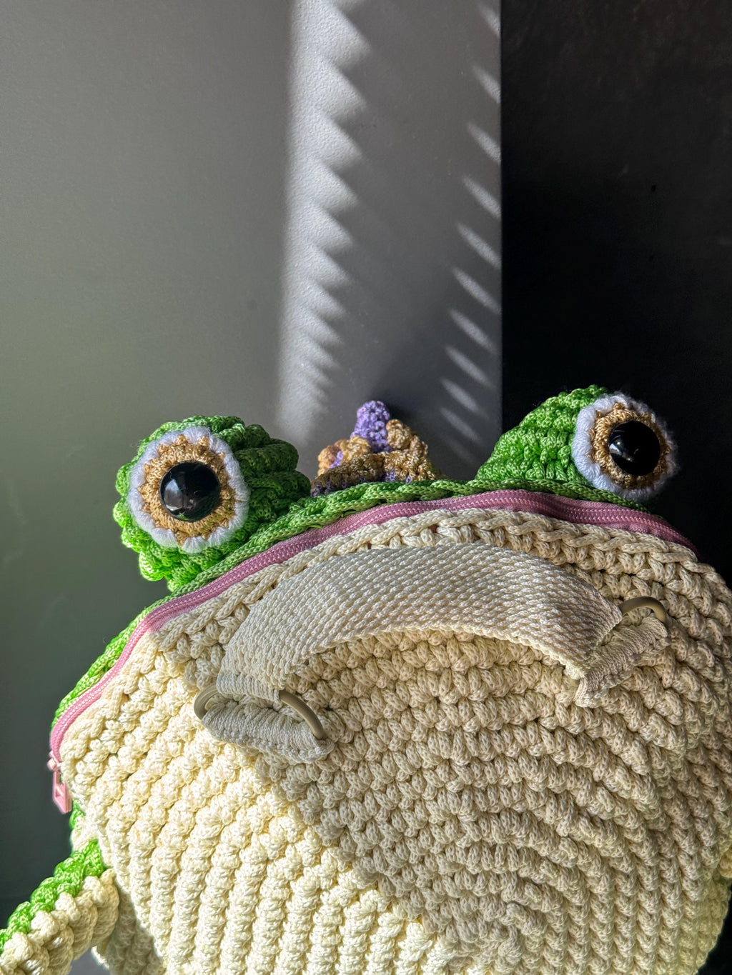 Witch Frog Backpack Crochet Bag – Handmade Frog Backpack with Witch Hat, Goblincore Backpack