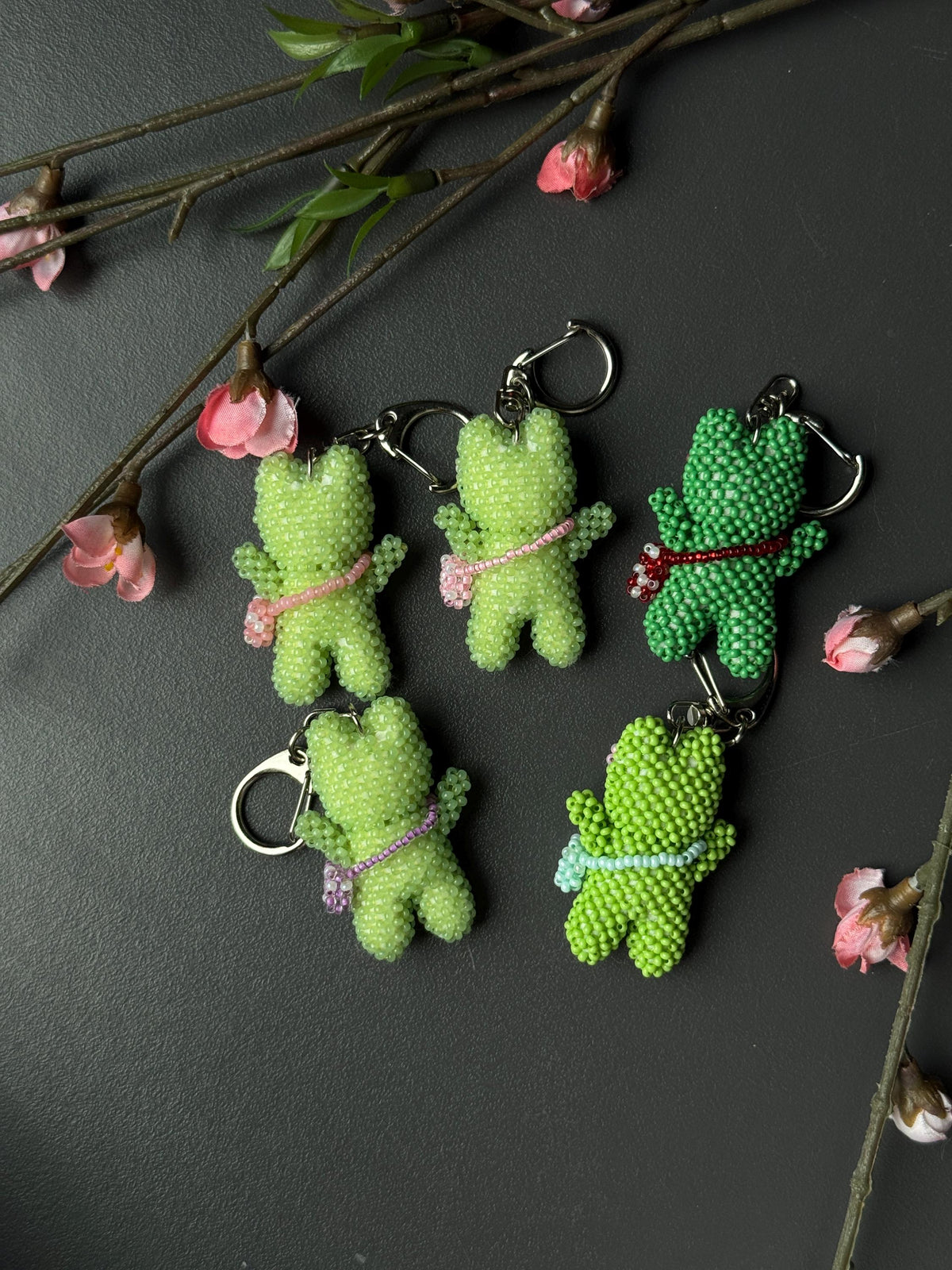 Handmade Beaded Frog Keychain, Cute Frog Charm, Frog Keyring, Gift for Frog Lovers