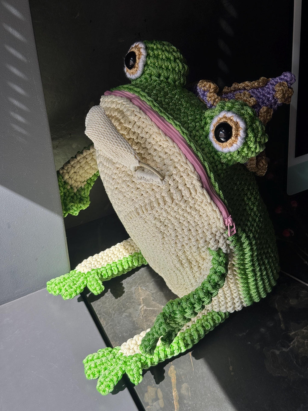 Witch Frog Backpack Crochet Bag – Handmade Frog Backpack with Witch Hat, Goblincore Backpack