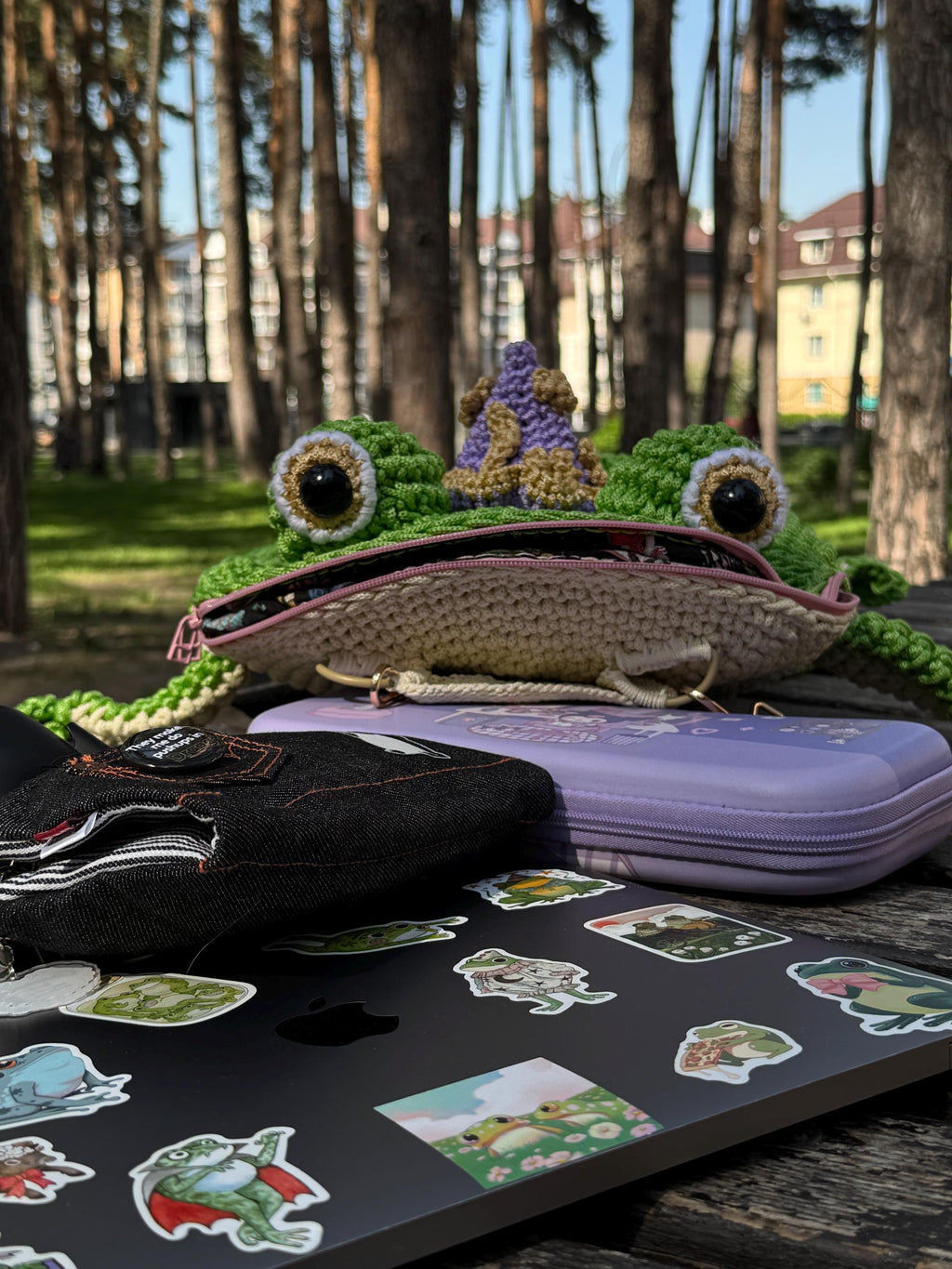 Witch Frog Backpack Crochet Bag – Handmade Frog Backpack with Witch Hat, Goblincore Backpack