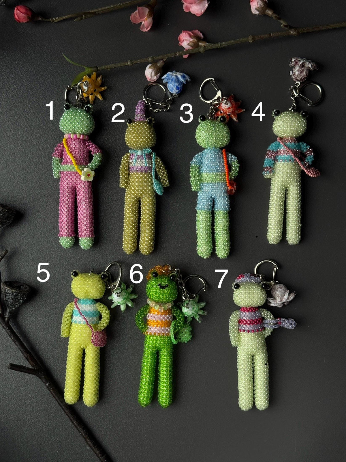 Handmade Beaded Frog Keychain, Cute Frog Charm, Frog Keyring, Gift for Frog Lovers