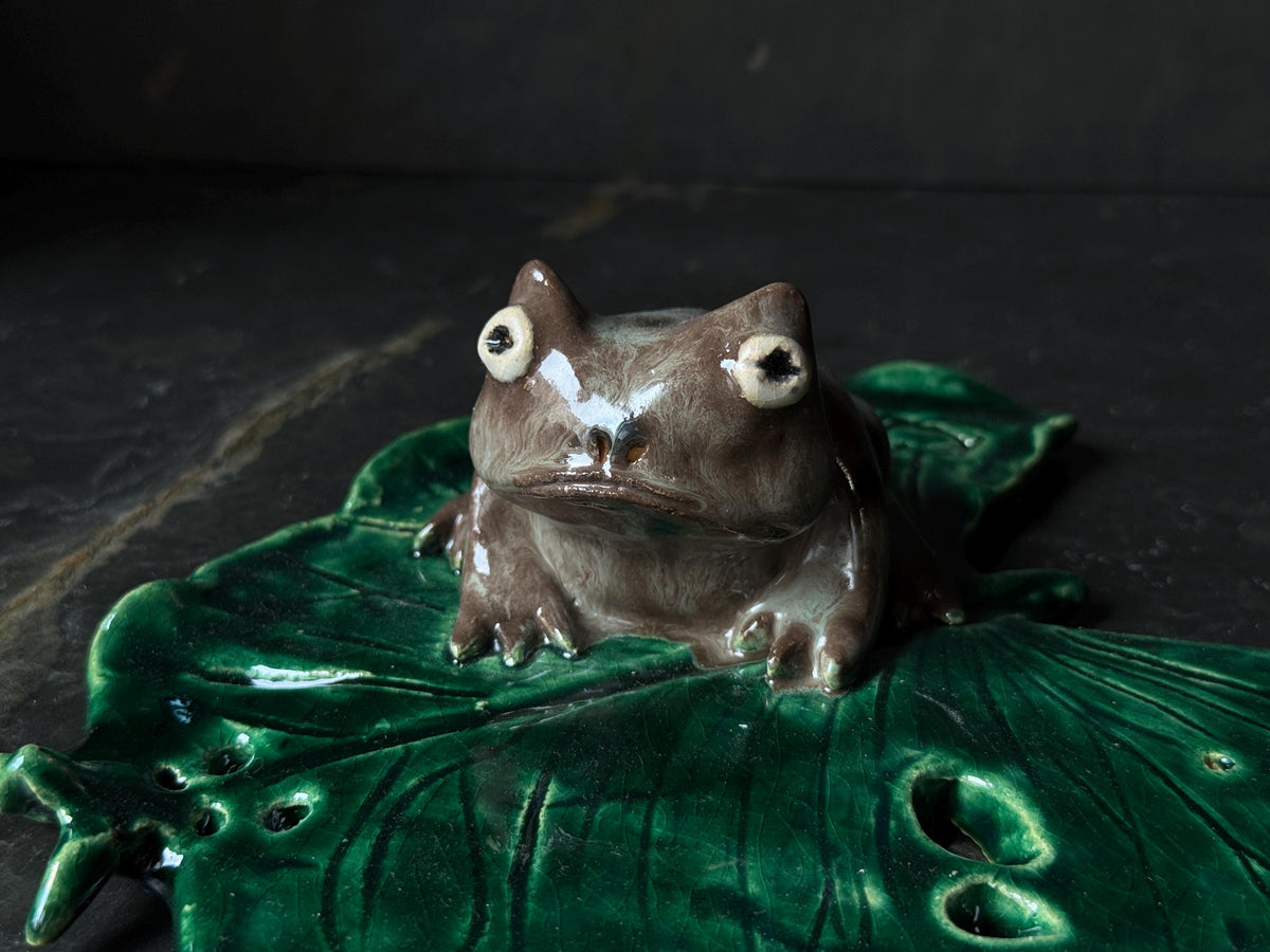 Ceramic Frog Incense Holder, Handmade Frog Decor, Palo Santo Holder, Frog Sculpture, Cottagecore Gift for Frog Lovers