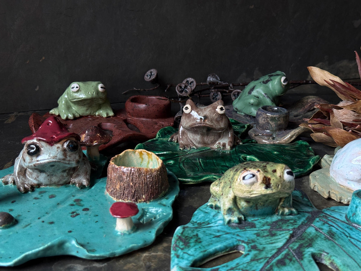 Ceramic Frog Incense Holder, Handmade Frog Decor, Palo Santo Holder, Frog Sculpture, Cottagecore Gift for Frog Lovers