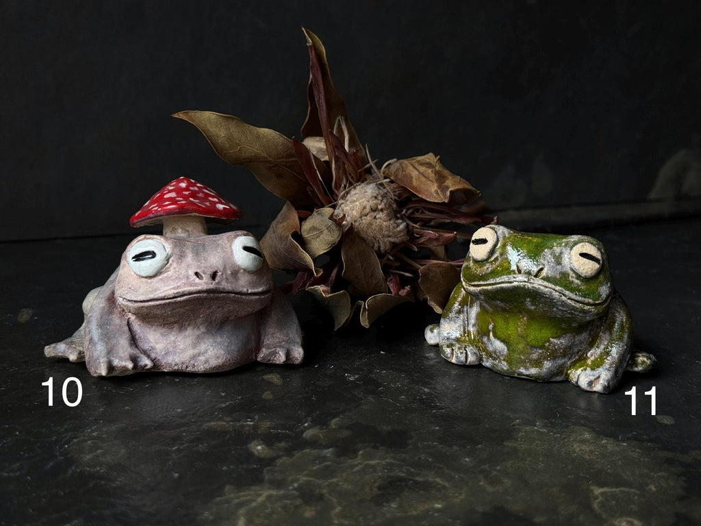 Handmade Tea Pet Frog – Ceramic Frog Figurine for Tea Ceremony, Altar & Meditation Decor