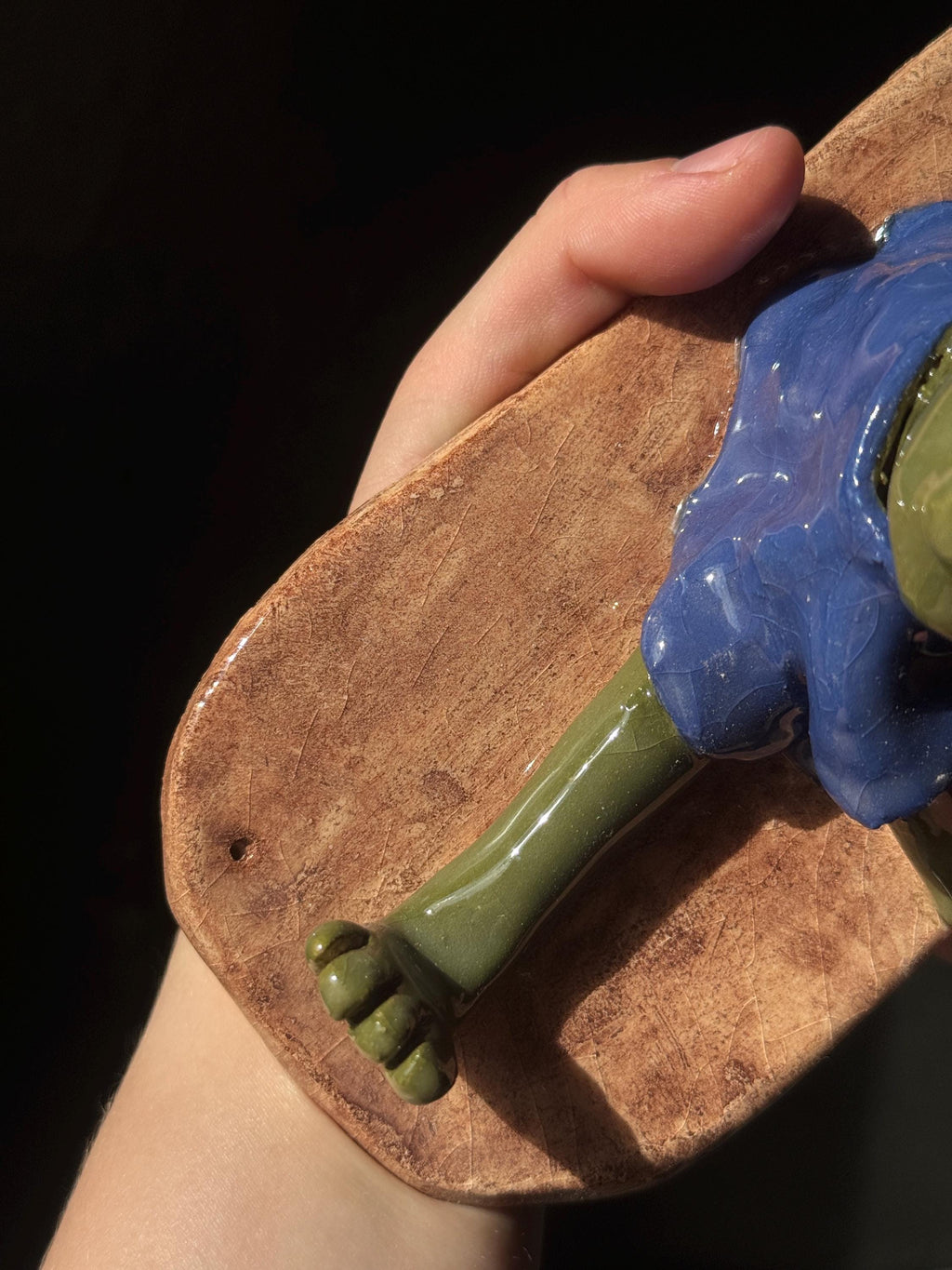 Handmade Frog Incense Holder – Zen Japanese Style Pottery | Green Frog in Kimono, Anime Inspired Ceramic Sculpture