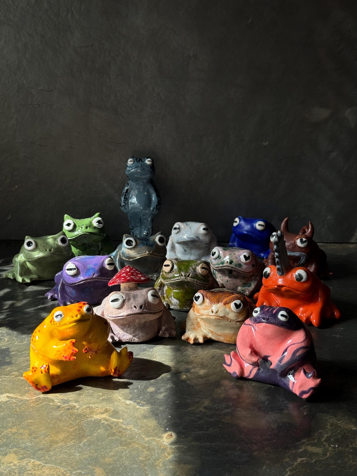 Handmade Tea Pet Frog – Ceramic Frog Figurine for Tea Ceremony, Altar & Meditation Decor
