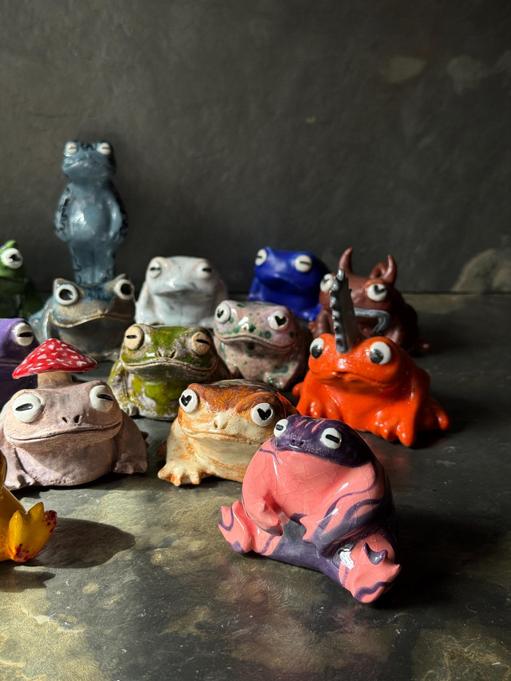 Handmade Tea Pet Frog – Ceramic Frog Figurine for Tea Ceremony, Altar & Meditation Decor
