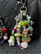 Beaded Frog Bag Charm, Handmade Purse Charm, Cute Frog Keychain, Whimsical Beaded Bag Accessory