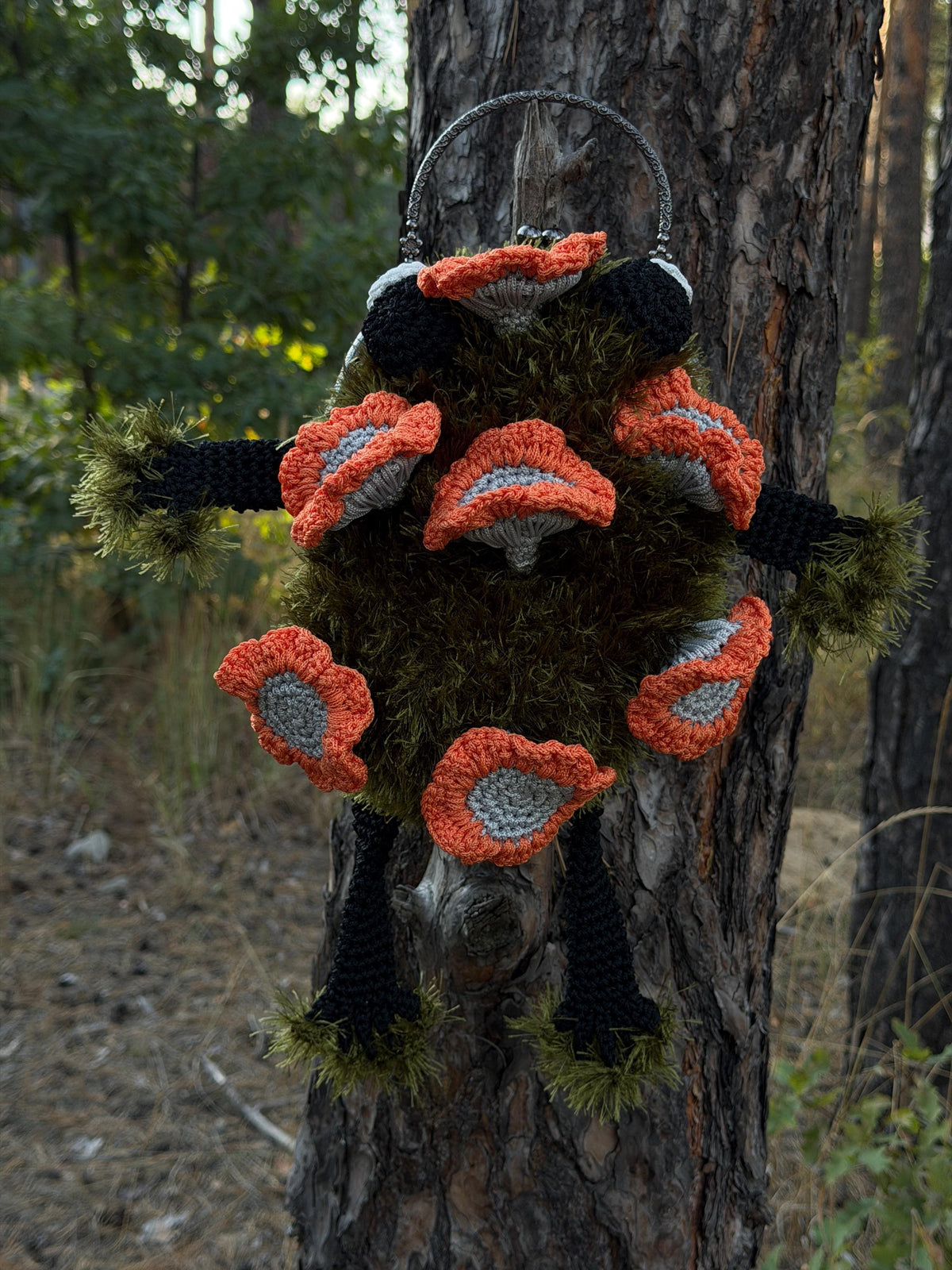 Chanterelle Mushroom Frog Bag, Crochet Frog Crossbody Bag, Mossy Forest Purse, Goblincore Cottagecore Handmade Bag