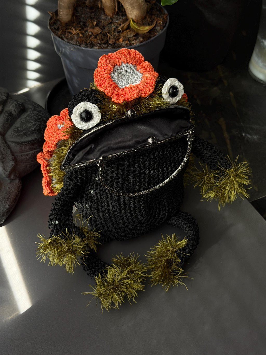 Chanterelle Mushroom Frog Bag, Crochet Frog Crossbody Bag, Mossy Forest Purse, Goblincore Cottagecore Handmade Bag