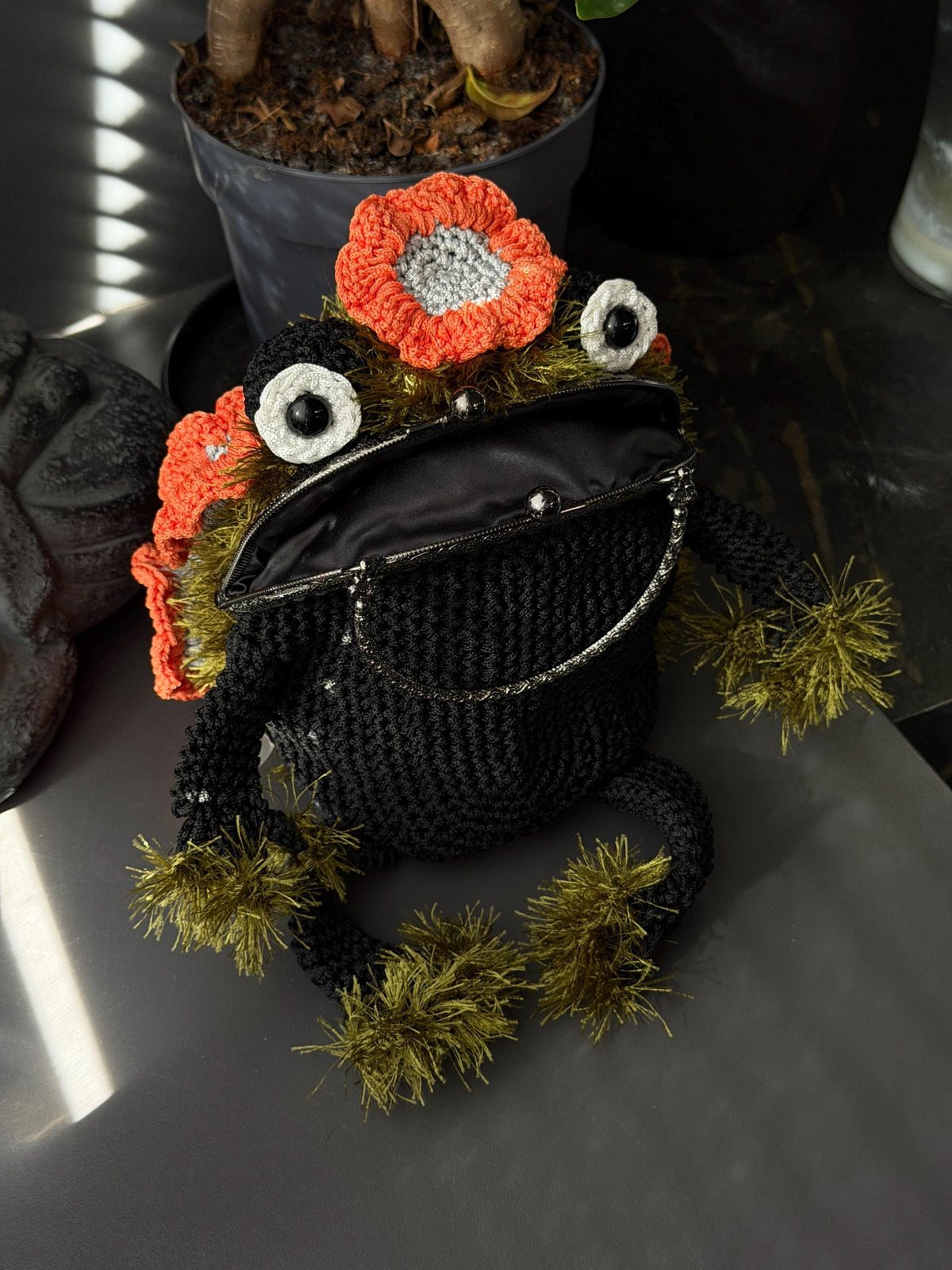 Chanterelle Mushroom Frog Bag, Crochet Frog Crossbody Bag, Mossy Forest Purse, Goblincore Cottagecore Handmade Bag