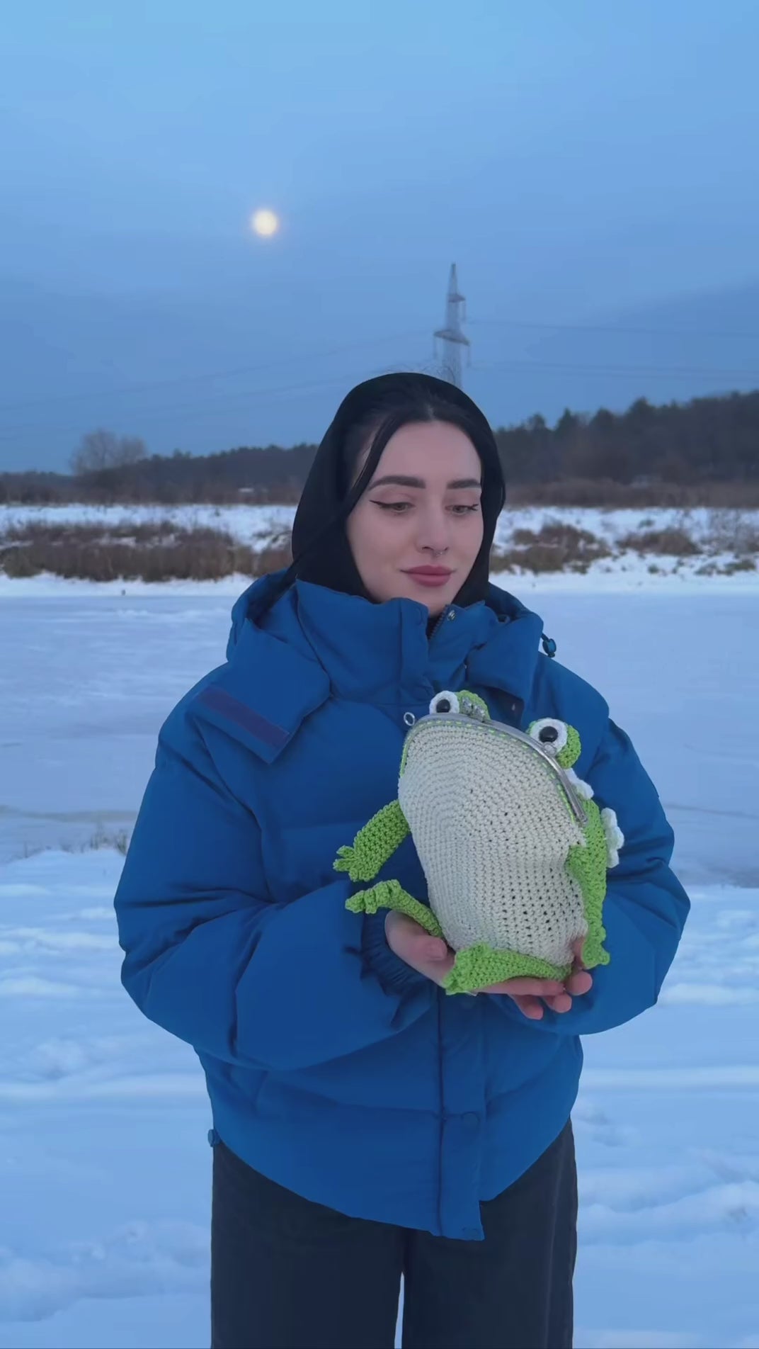 Зелена сумочка-жабка з квітами та листям – В'язана сумка-жабка