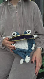 Frog Purse with Wings, Fairycore Frog Bag, Crochet Crossbody Purse, Kawaii Cottagecore Gift, Handmade Frog Bag