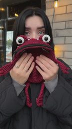 Rote Häkelfrosch-Handtasche mit Perlen – Handgefertigte Schulter- und Umhängetasche
